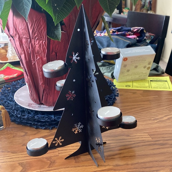 Black Metal Tree With 6 Tea Light Candles - Picture 3 of 7